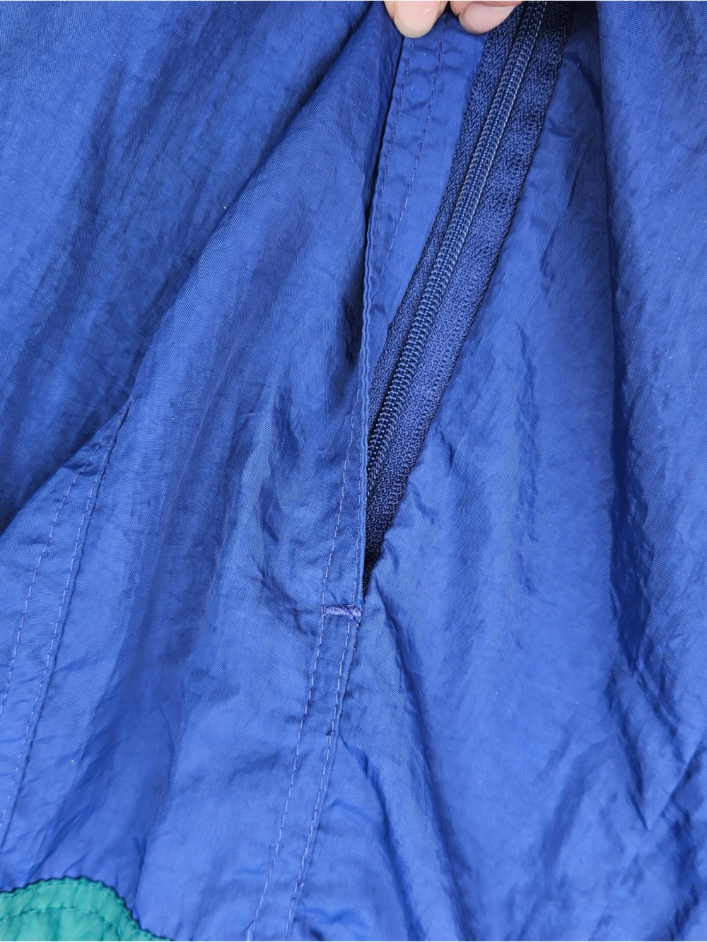 VINTAGE Asics Zip-Up Windbreaker Jacket - Picture 6 of 16